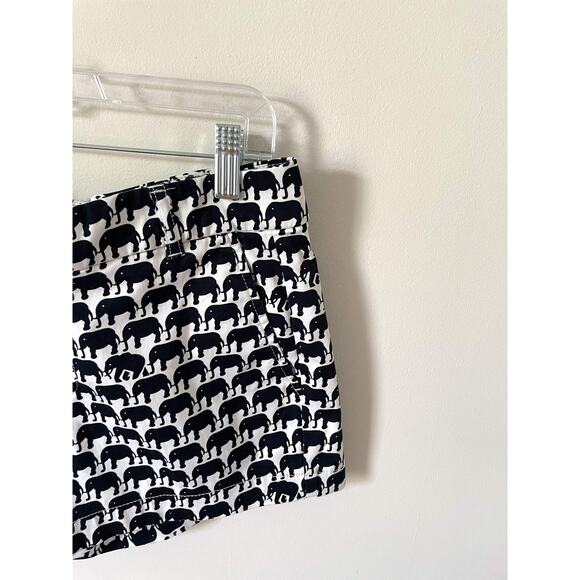 Banana Republic Elephant Chino Shorts Navy Blue White Size 6P NEW - Picture 3 of 6